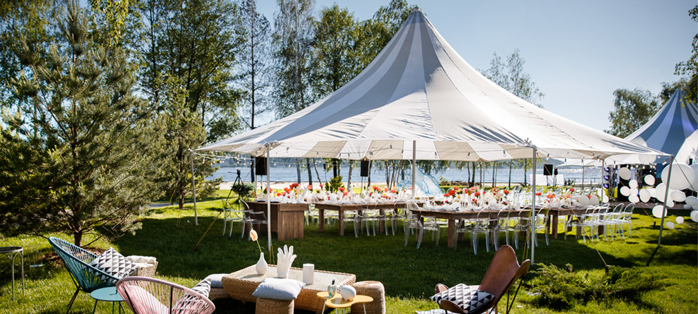 Hur många personer i ett partytält?